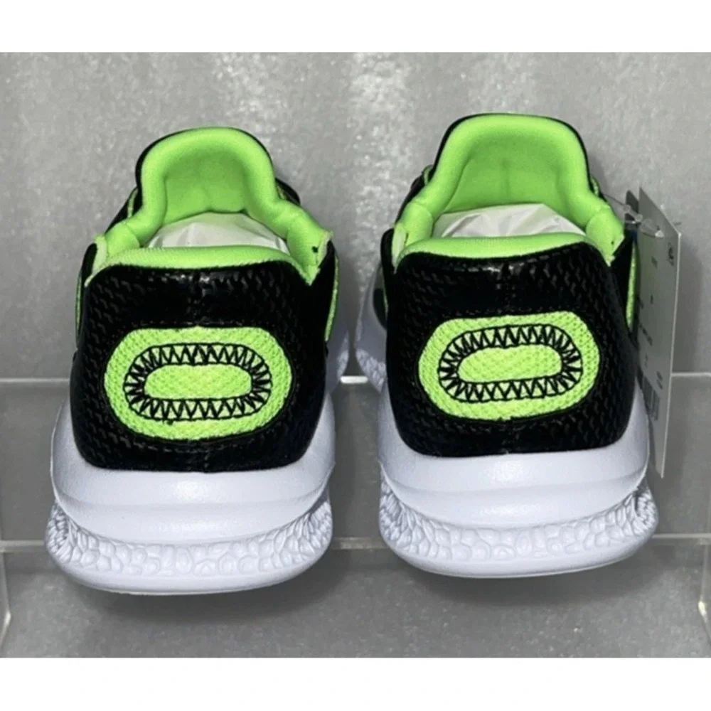 S Sport By‎ Skechers Myles Sneakers Light Up Stretch Laces Strap Boys Size 6 NEW